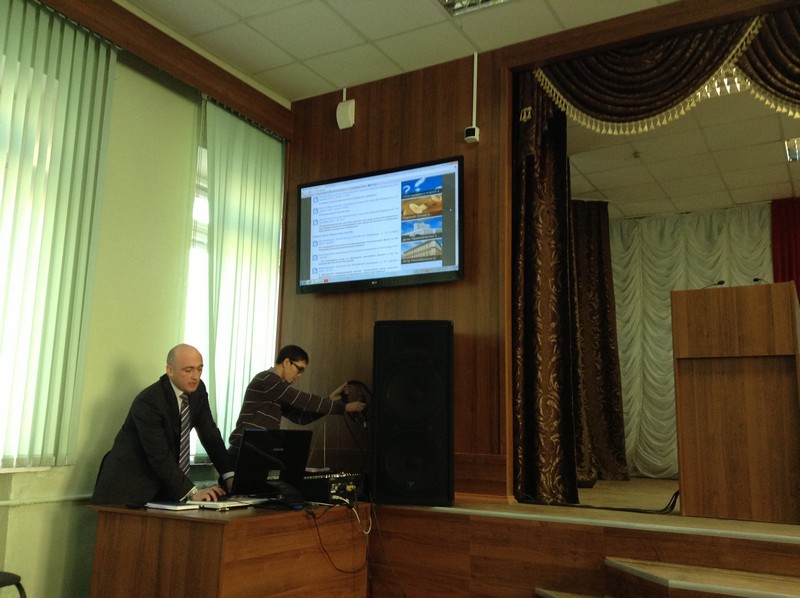 Ведущий семинара М.В. Дулинов