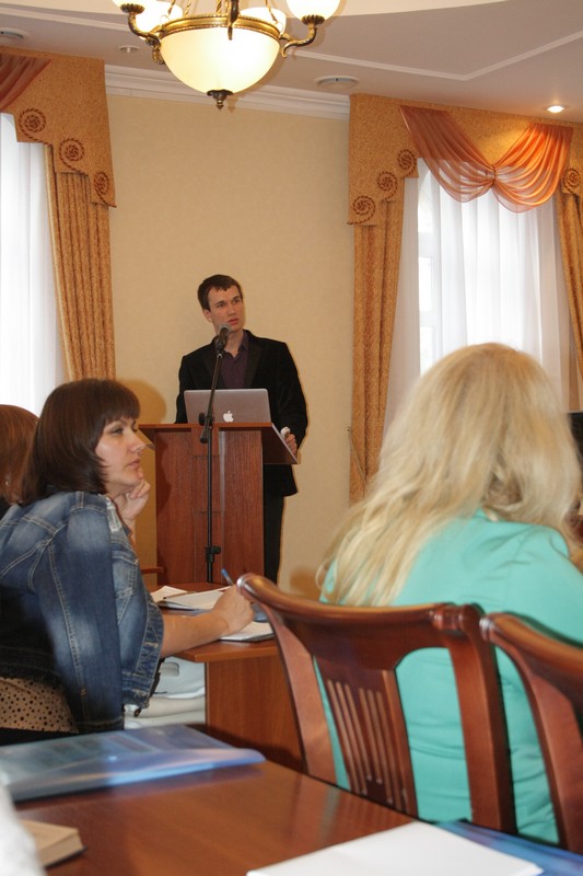 Выступление ведущего семинара С.П.Постылякова